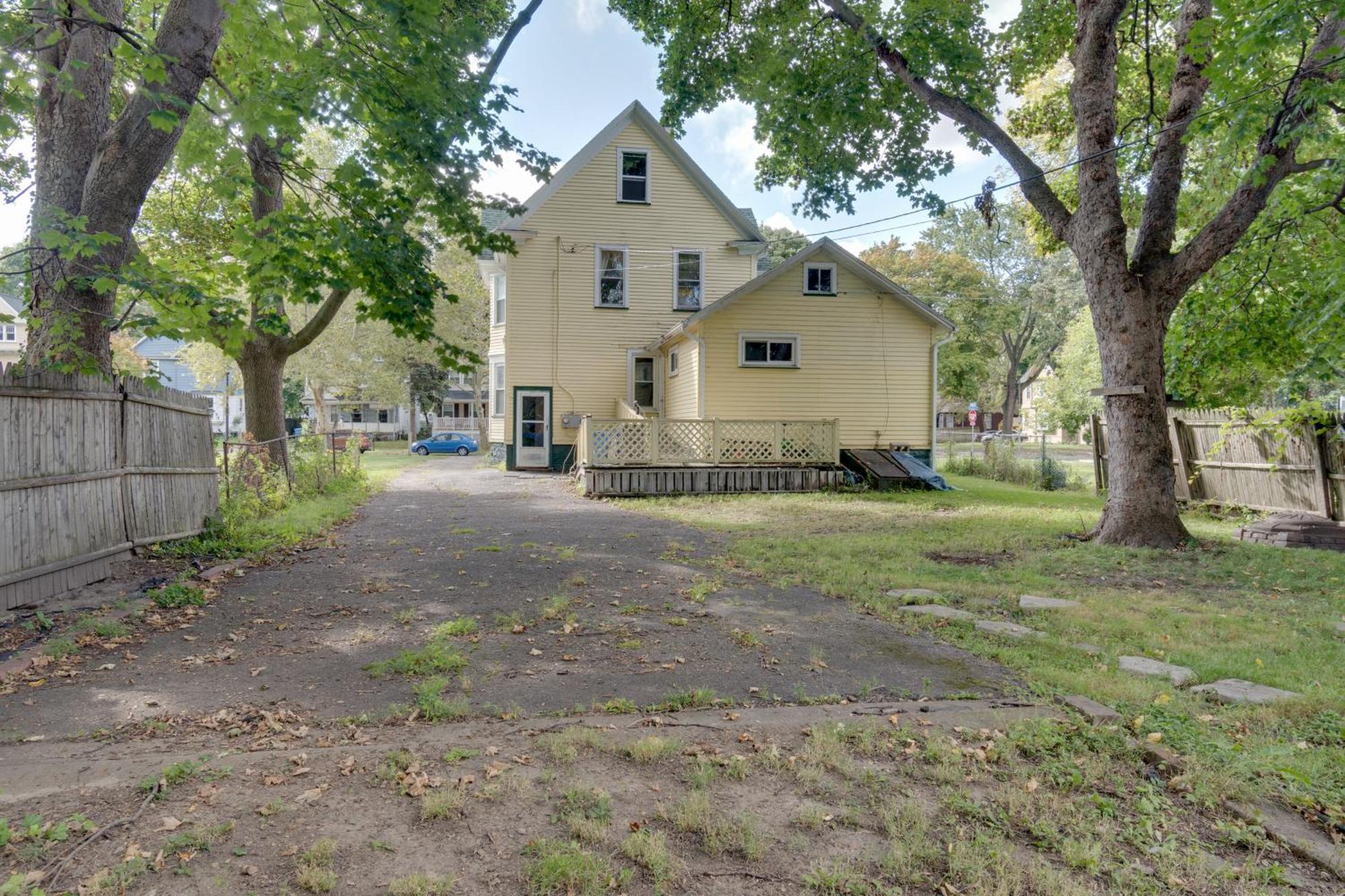 Idyllic Rochester Apartment 2 Miles To Downtown! Bagian luar foto